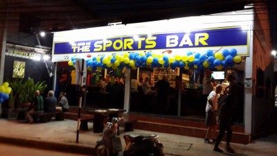 Sports bar.jpg