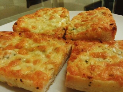 Garlic-Cheese-Toast-Udon-Thani.jpg