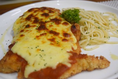 DIARY-RESTAURANT-UDON-THANI-CHICKEN-PARMESAN.jpg