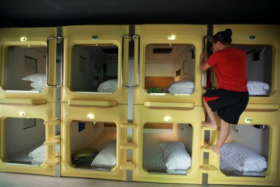 Capsule Hotel in Japan.jpg