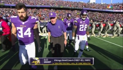 88yearold_former_Vikings_coach_wore-510fbddd06d300d7e2431f25afe0351b.jpg