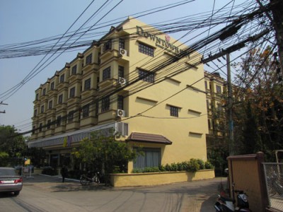 Northwest corner of hotel.jpg