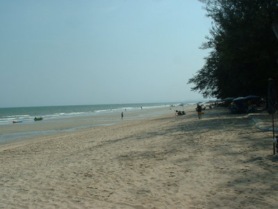 Cha - Am Beach 2.JPG