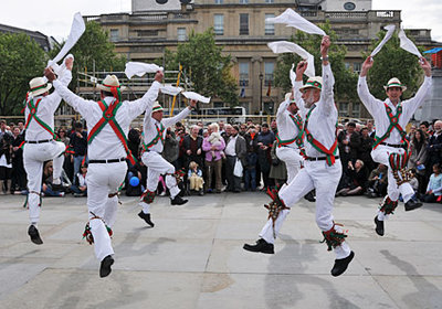 morris-dancers-01.jpg