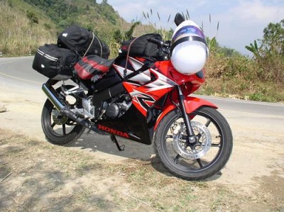 CBR 150  Spourt Touring Thailand.jpg