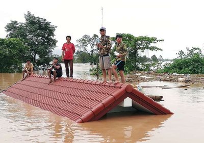 Laos dam collapse.jpg