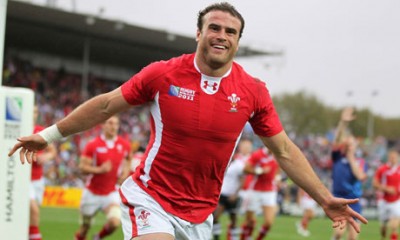 Jamie-Roberts-celebrates--007.jpg