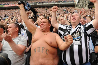 Newcastle-fan-463248.jpg