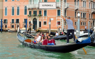 Rent a Gondola.jpg