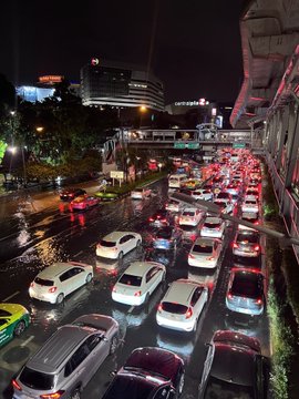 bangkok flood.jpg