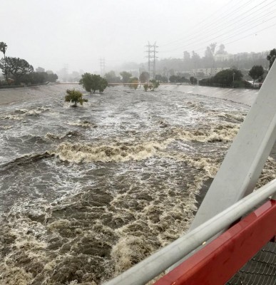 la river flood 2.jpg