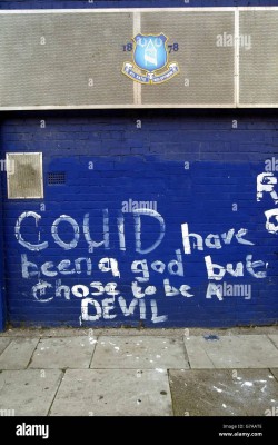 graffiti-on-the-walls-of-goodison-park-home-of-everton-football-club-G7AATE.jpg